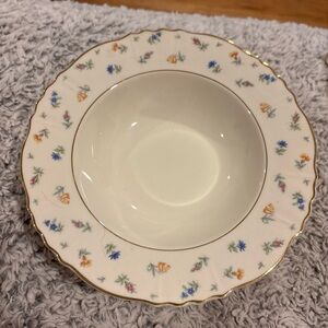 Syracuse China Soup Bowls Set of 8 White Floral Gold Trim Federal Shape Good 8in